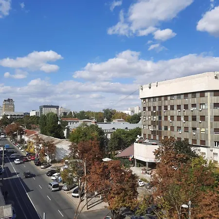 Glass Cube Hotel Chisinau Exterior photo